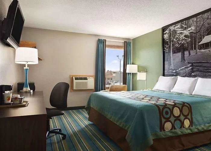 Super 8 By Wyndham Hotel Mattoon