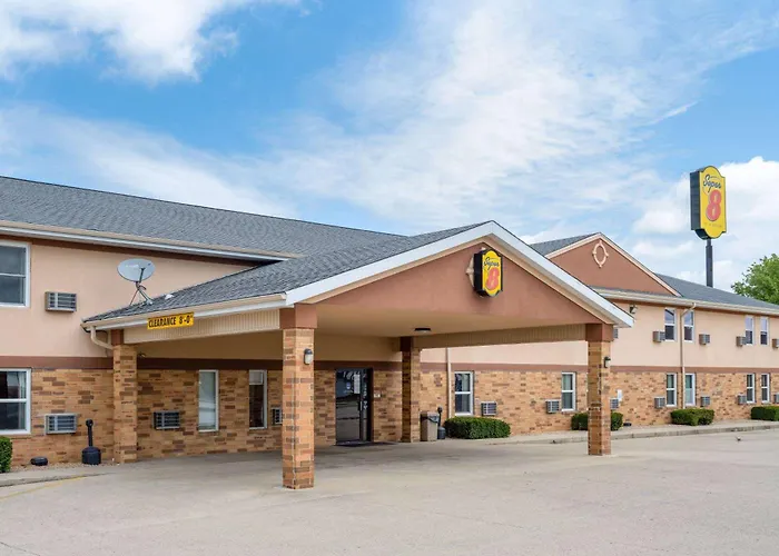 Super 8 By Wyndham Hotel Mattoon