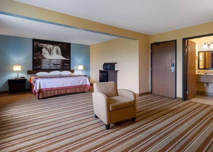 Super 8 By Wyndham