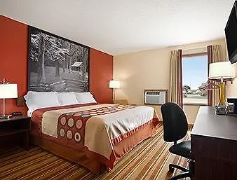 Super 8 By Wyndham Hotel